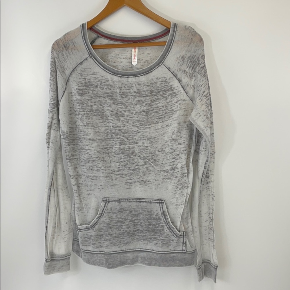 Celebrity pink SZ M Gray long sleeve sheer